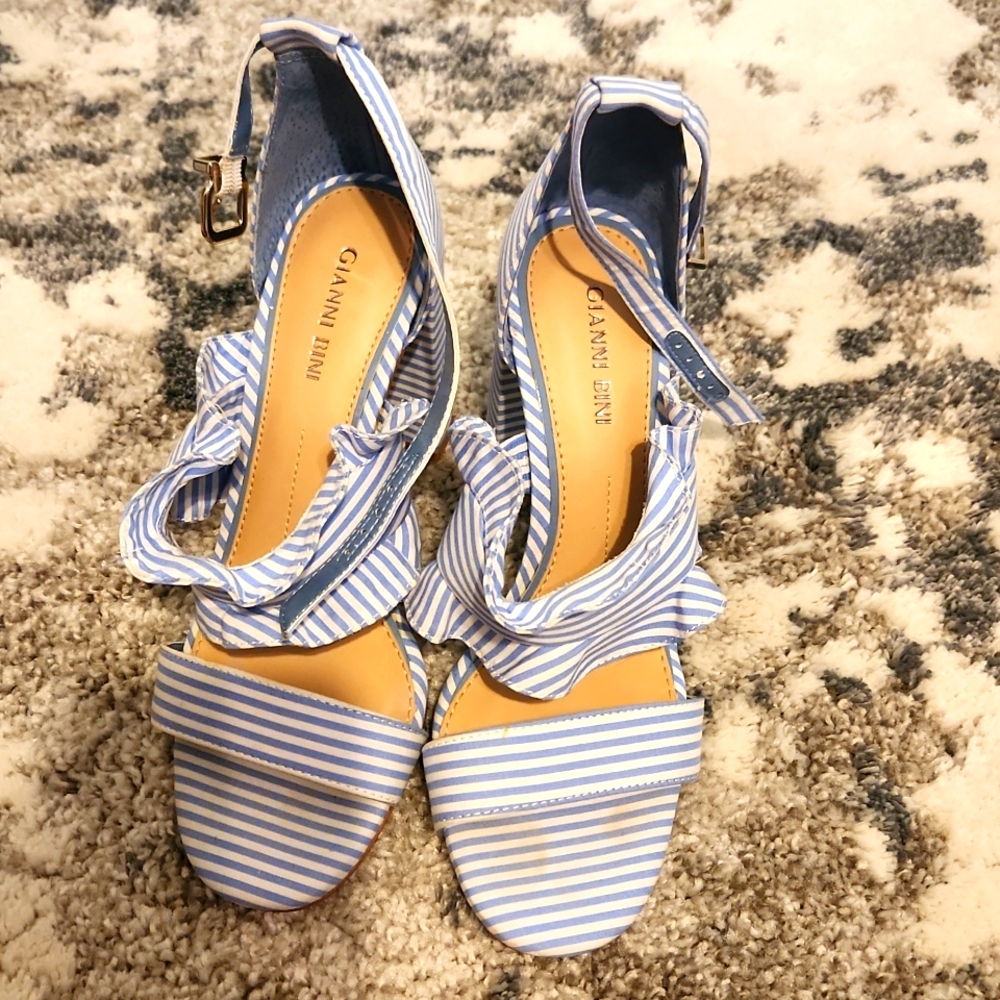 Sandle